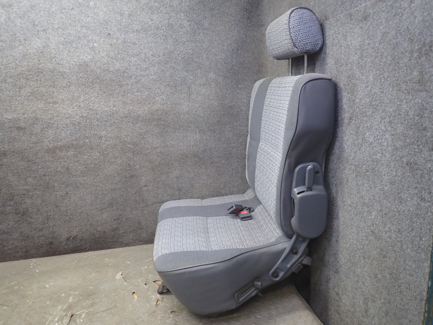 1992-1994 Toyota Land Cruiser FJ80 Rear 2ND ROW Left & Right Cloth Seat Gray Set