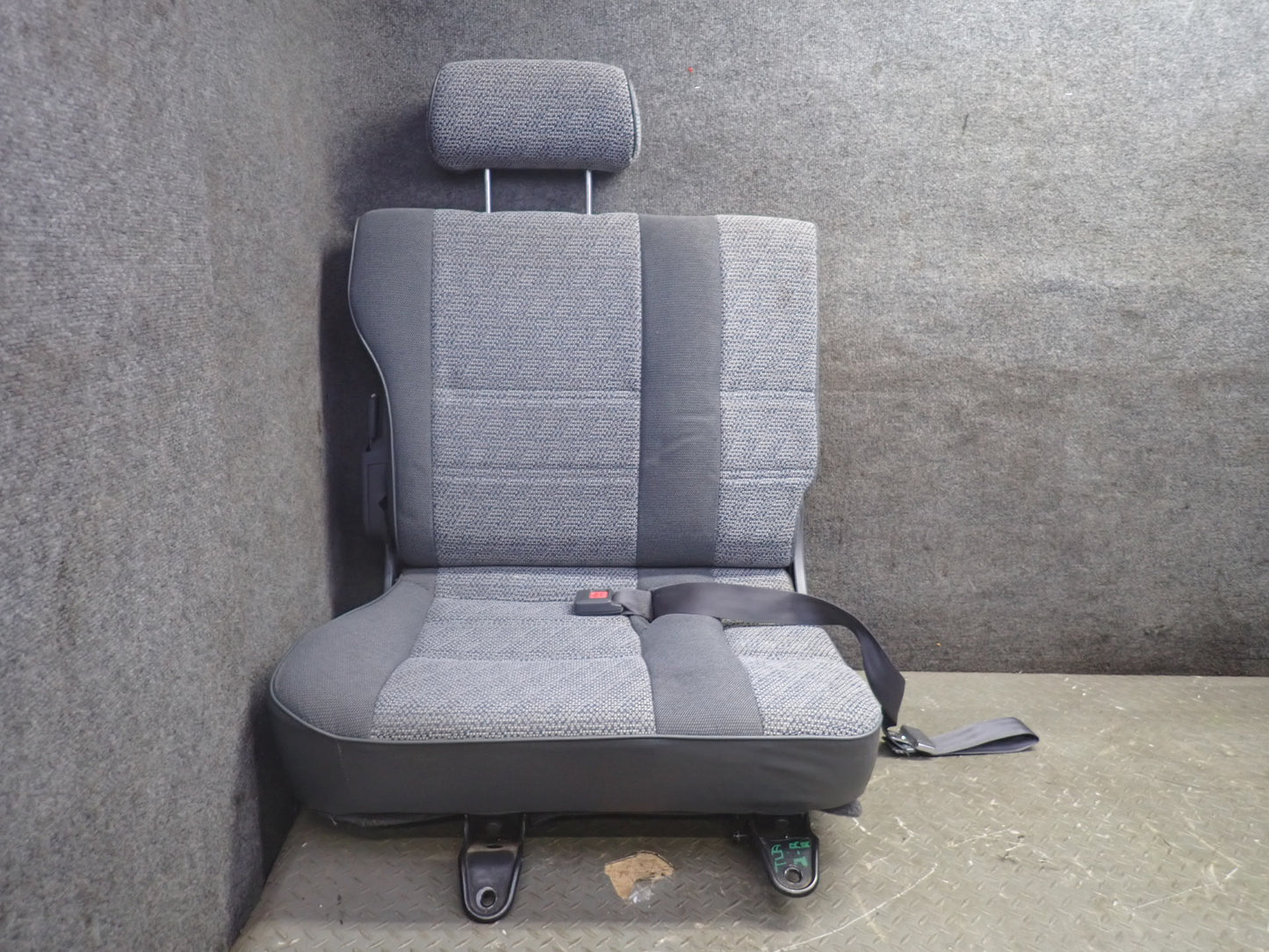 1992-1994 Toyota Land Cruiser FJ80 Rear 2ND ROW Left & Right Cloth Seat Gray Set