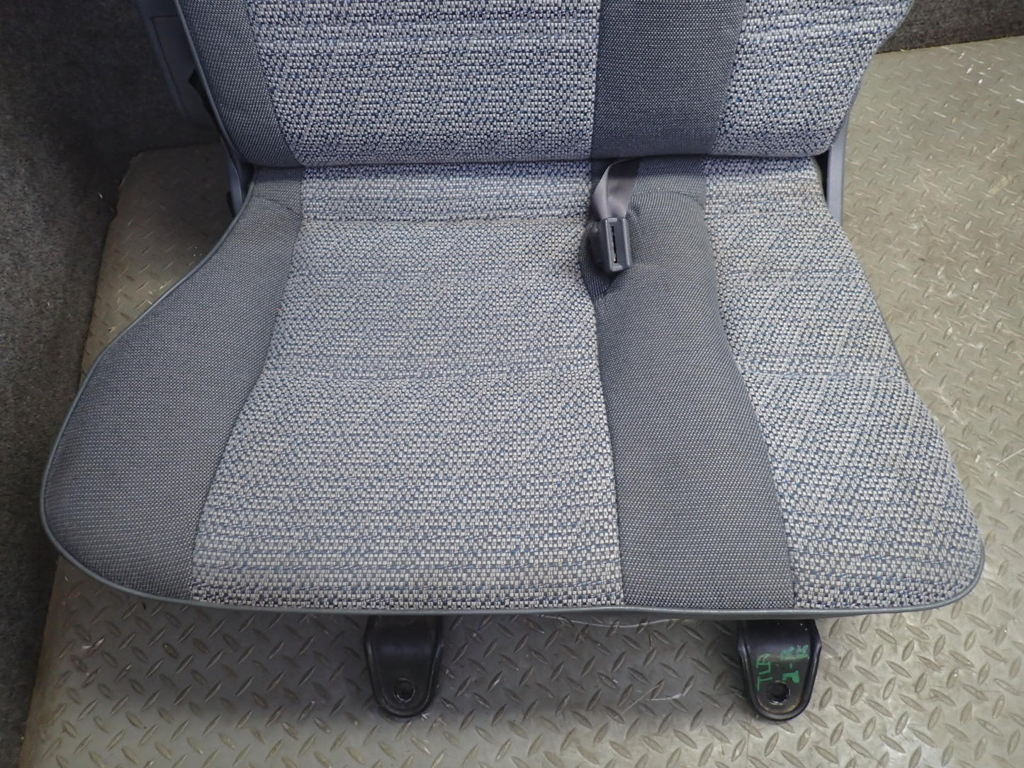 1992-1994 Toyota Land Cruiser FJ80 Rear 2ND ROW Left & Right Cloth Seat Gray Set
