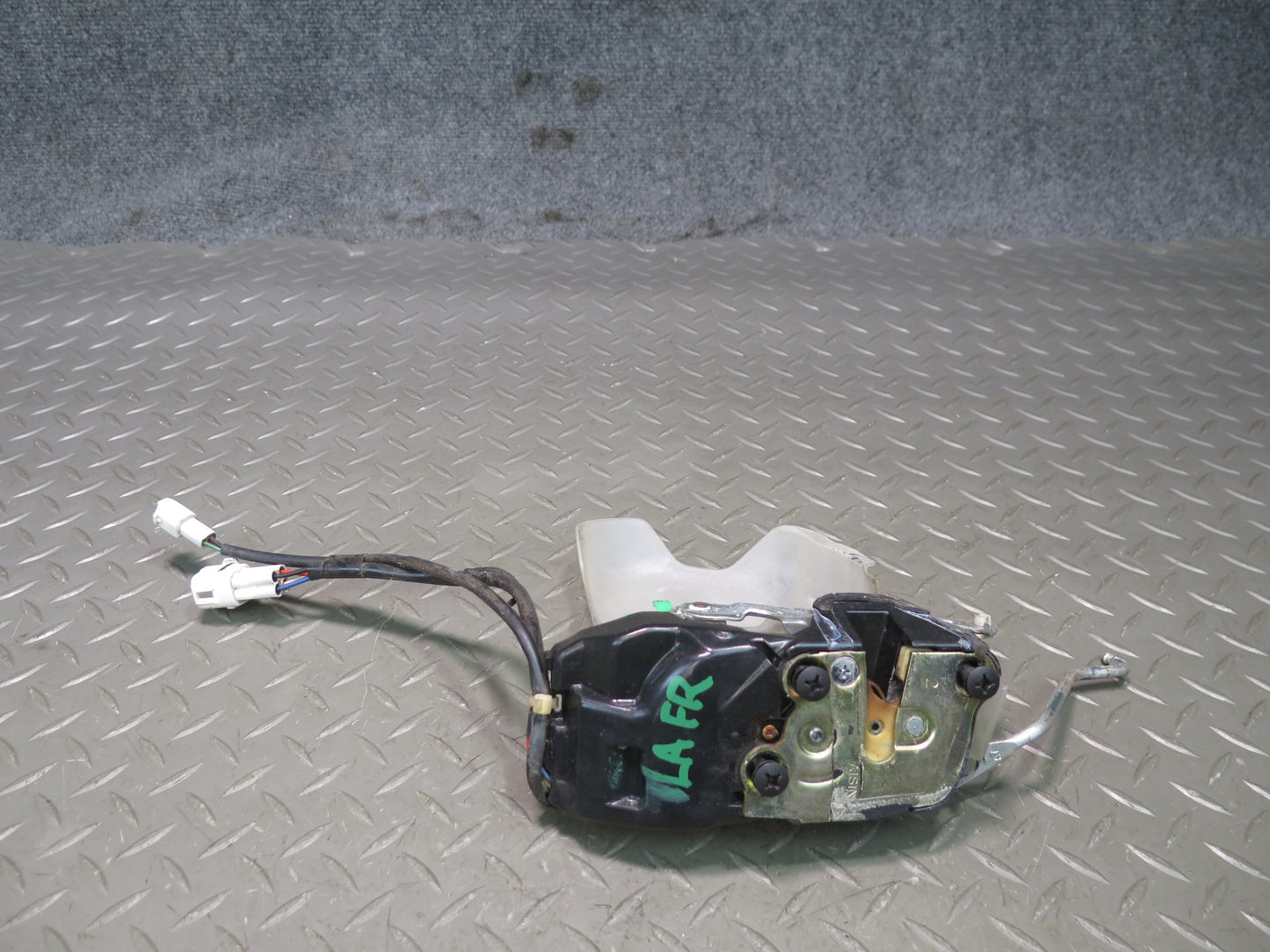 1991-1997 Toyota Land Cruiser FJ80 Front Right Door Lock Latch Actuator