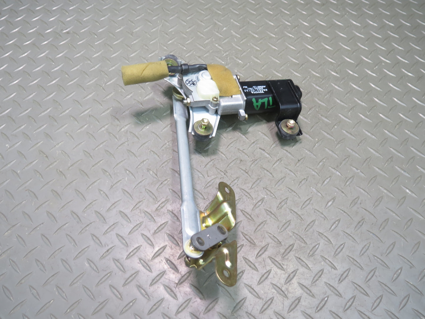 1991-1992 Toyota Land Cruiser FJ80 Rear Wiper Motor Assembly 85080-60150