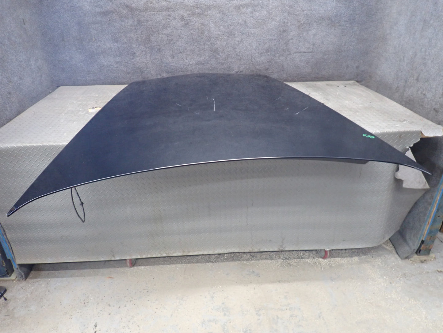 2004-2008 Cadillac XLR Front Hood Bonnet Shell Panel Cover Black
