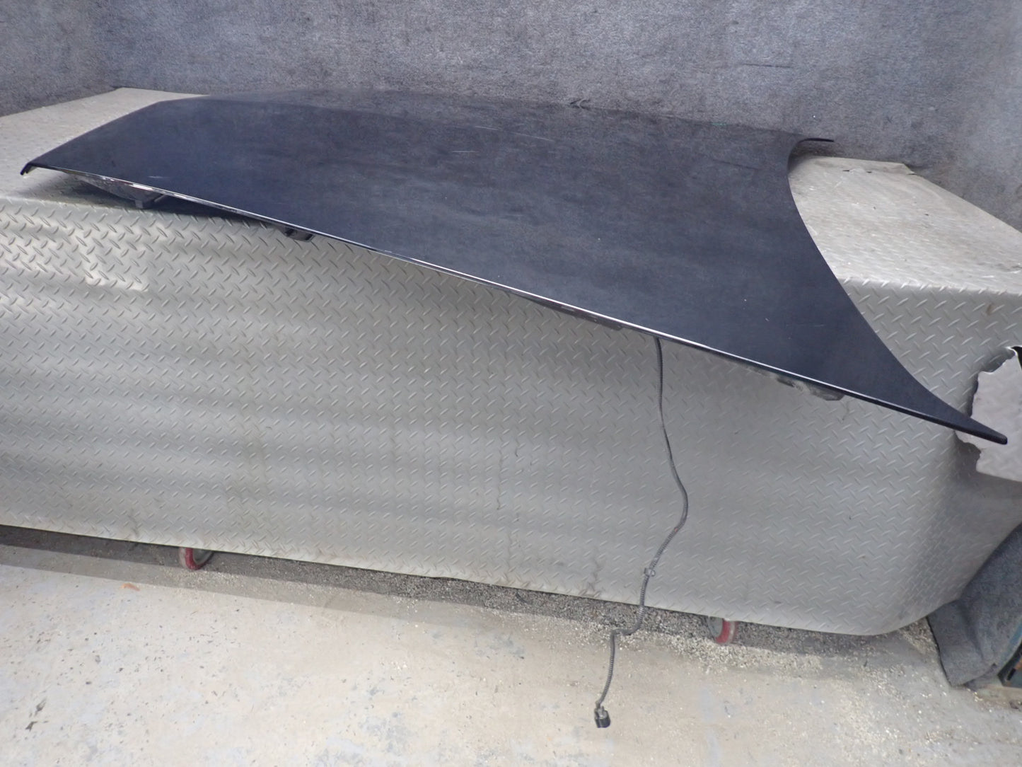 2004-2008 Cadillac XLR Front Hood Bonnet Shell Panel Cover Black