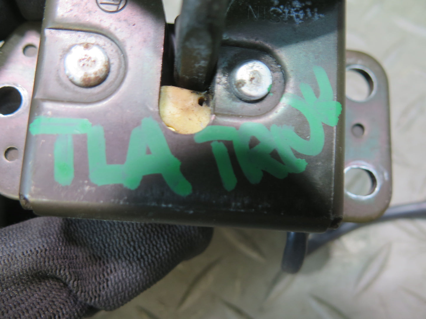 1991-1994 Toyota Land Cruiser FJ80 Liftgate Hatch Door Lock Latch w Striker