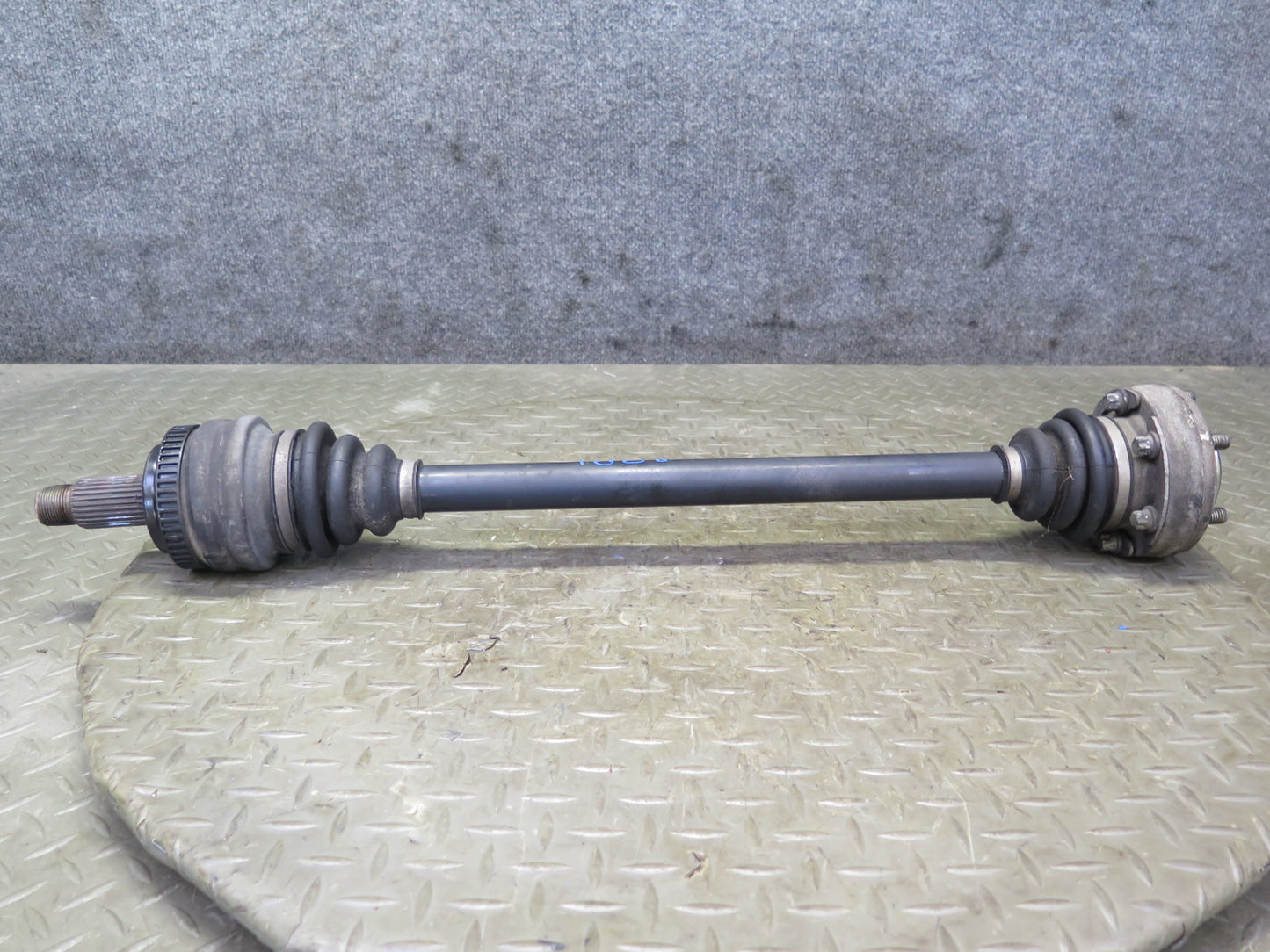 06-08 BMW E86 E85 Z4 N52 3.0L A/T Rear Right Suspension Axle Shaft 110K Mile OEM