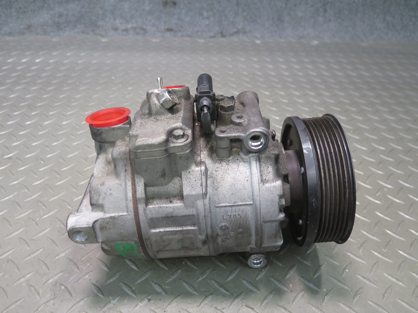 2006-2012 Bentley Flying Spur Brake A/C Air Conditioning Compressor