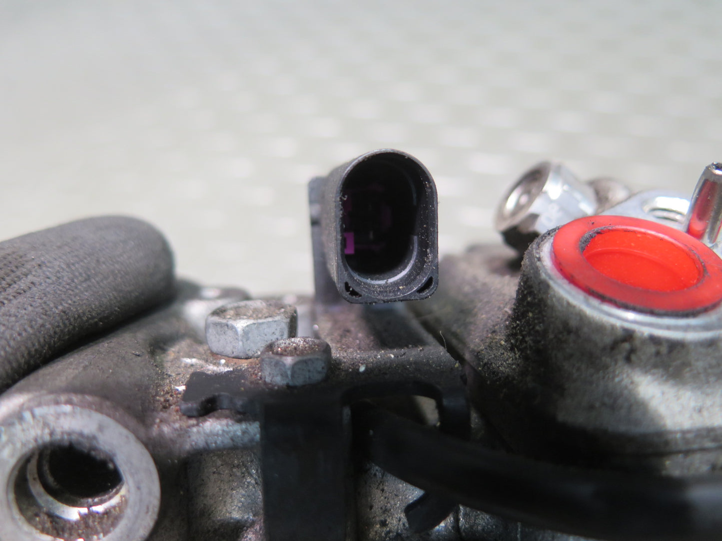 2006-2012 Bentley Flying Spur Brake A/C Air Conditioning Compressor