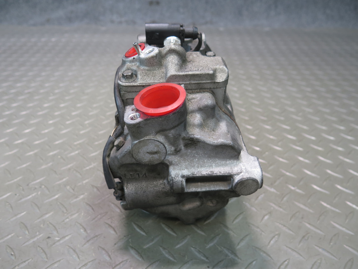 2006-2012 Bentley Flying Spur Brake A/C Air Conditioning Compressor