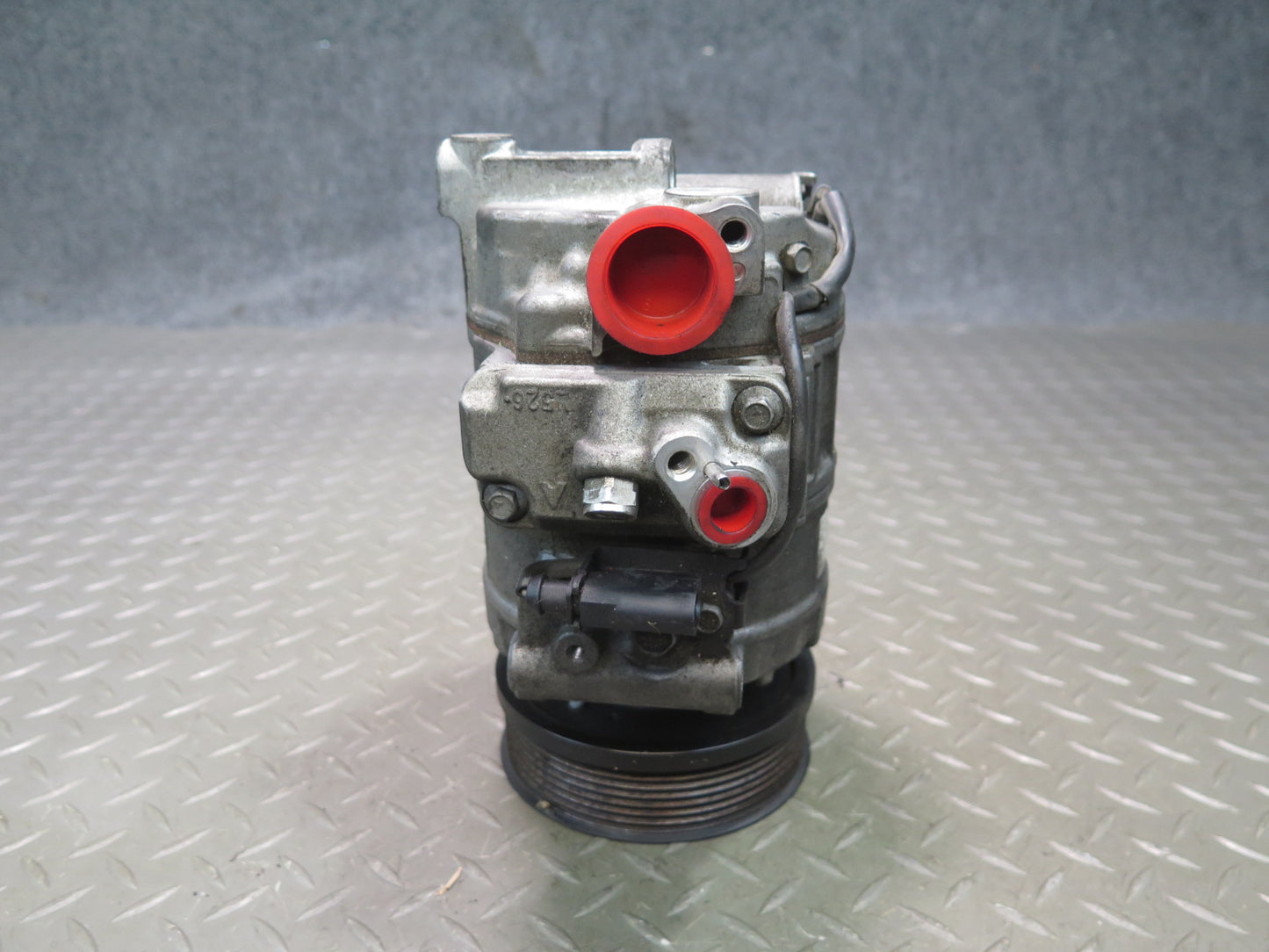 2006-2012 Bentley Flying Spur Brake A/C Air Conditioning Compressor