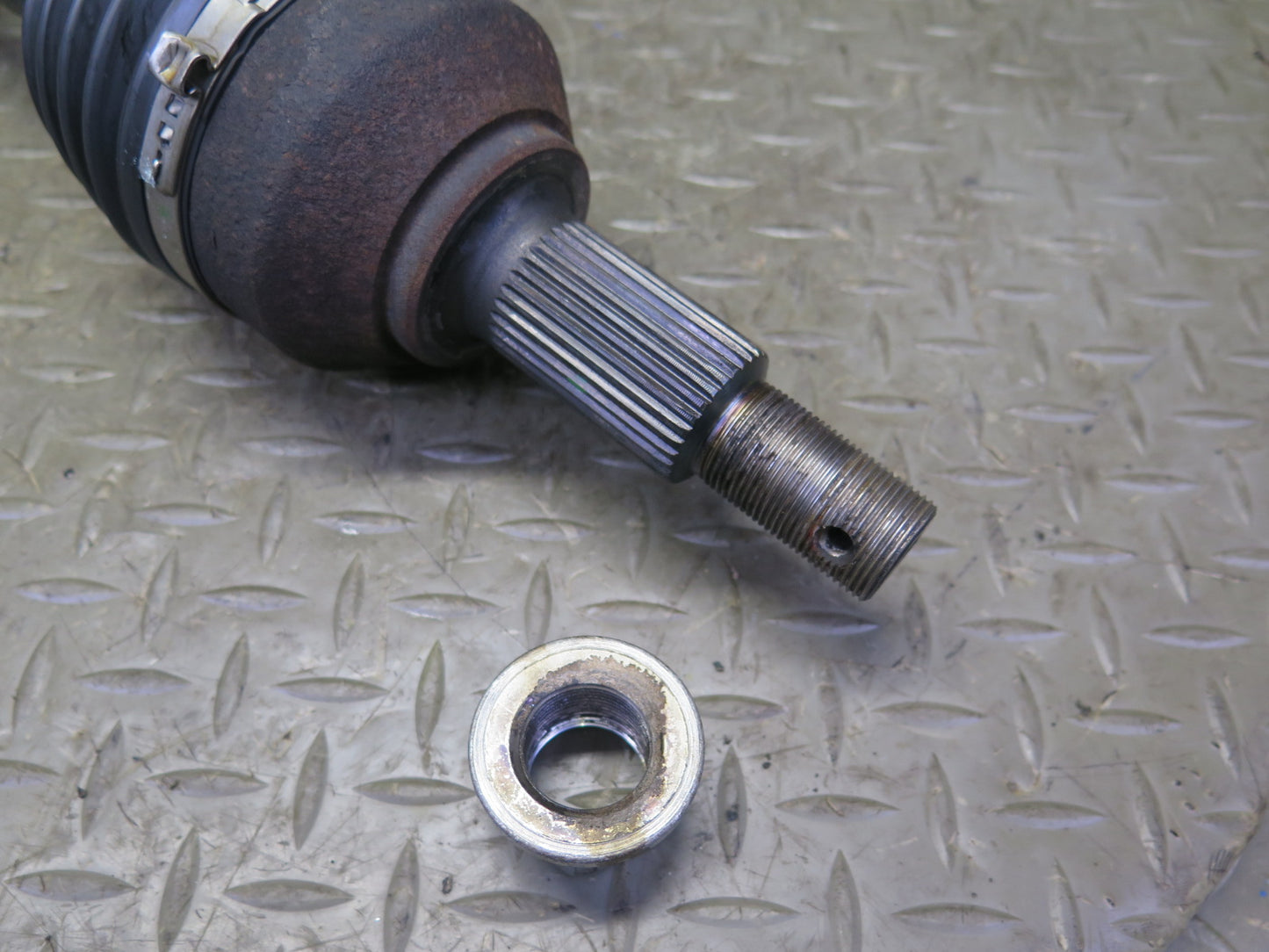 2014-2017 Infiniti QX60 2.5L Hybrid AWD Front Left Axle Shaft 39101-3JT0A