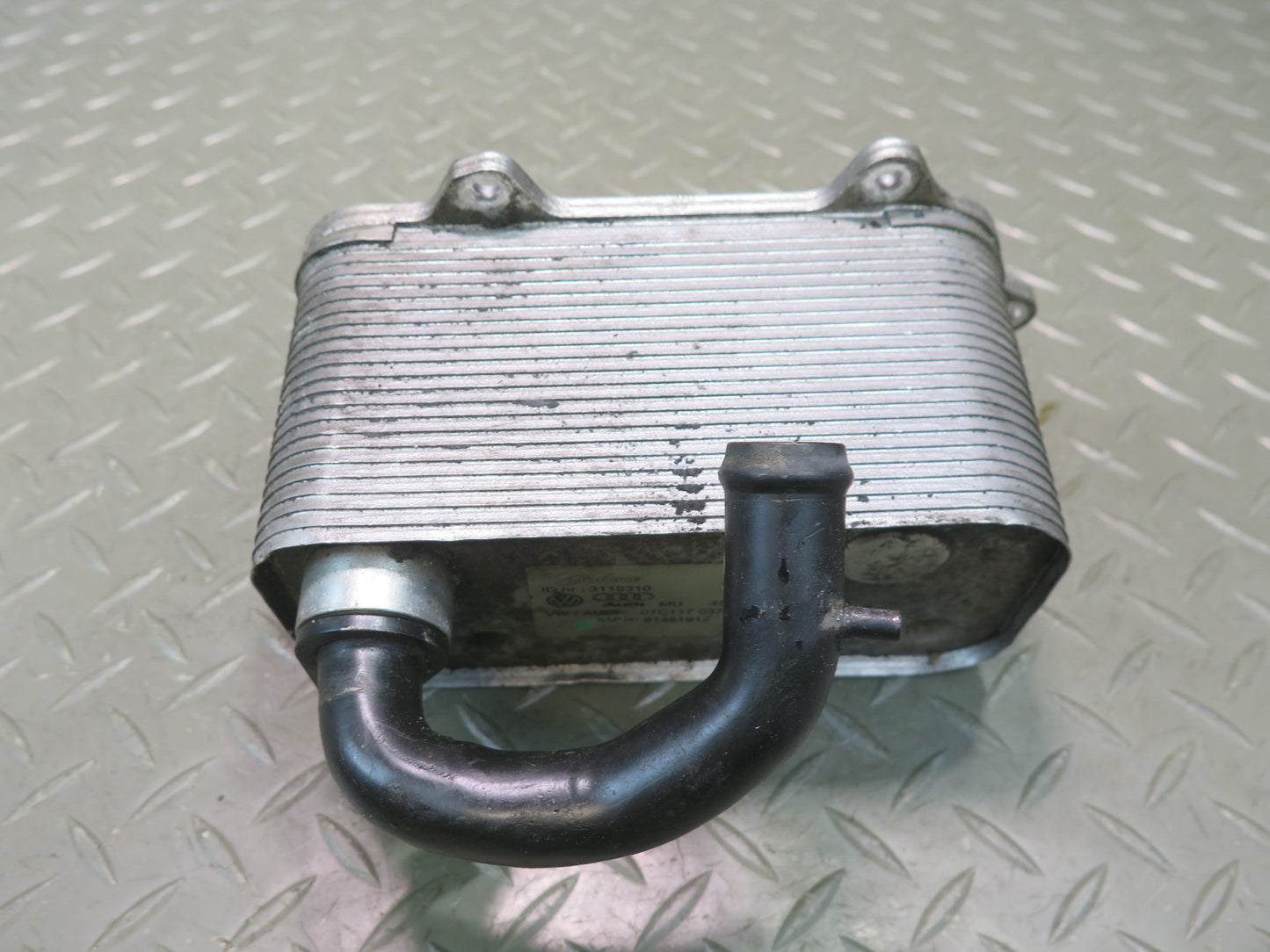 2006-2012 Bentley Flying Spure Engine Oil Cooler Radiator