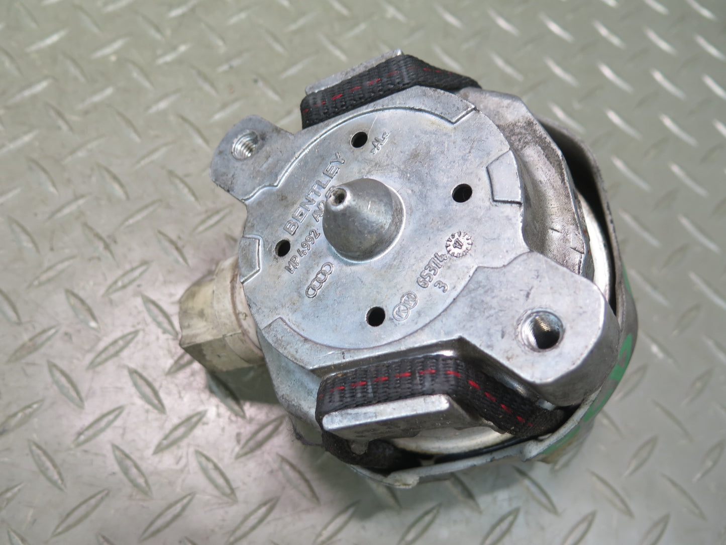 2006-2012 Bentley Flying Spure 6.0L Left & Right Side Engine Motor Mount