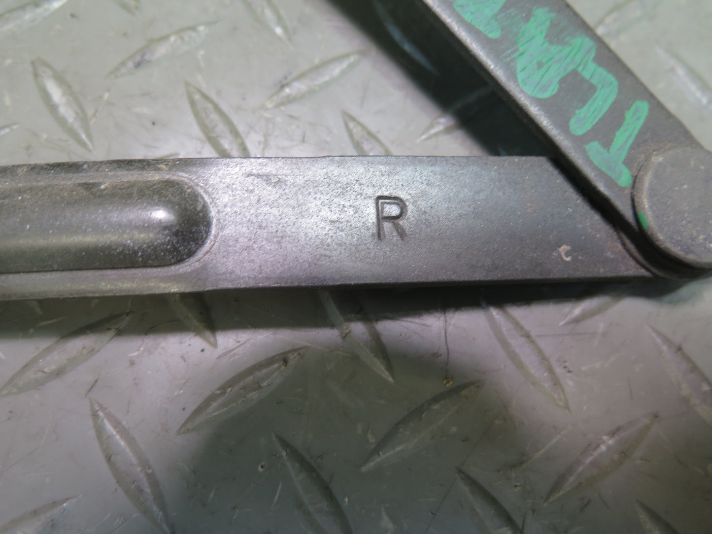 1991-1994 Toyota Land Cruiser FJ80 Set of 2 Tailgate Stay Support Arm Hinge