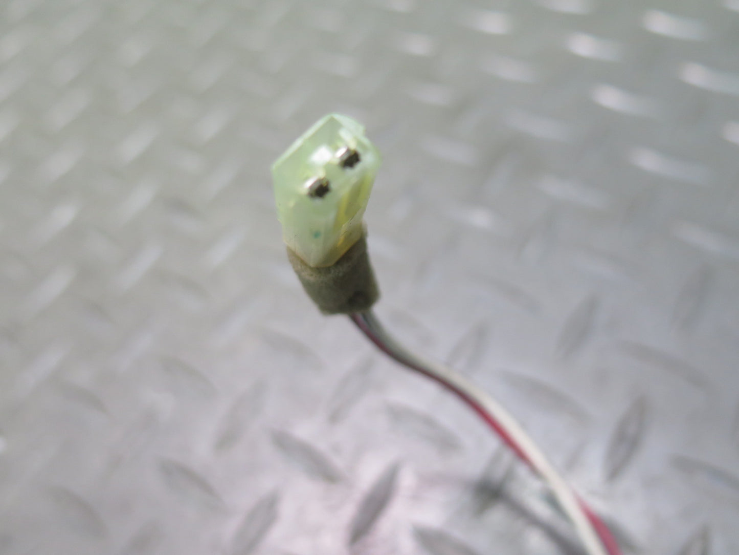 1991-1992 Toyota Land Cruiser FJ80 Rear Left & Right Side Marker Light Lamp Set