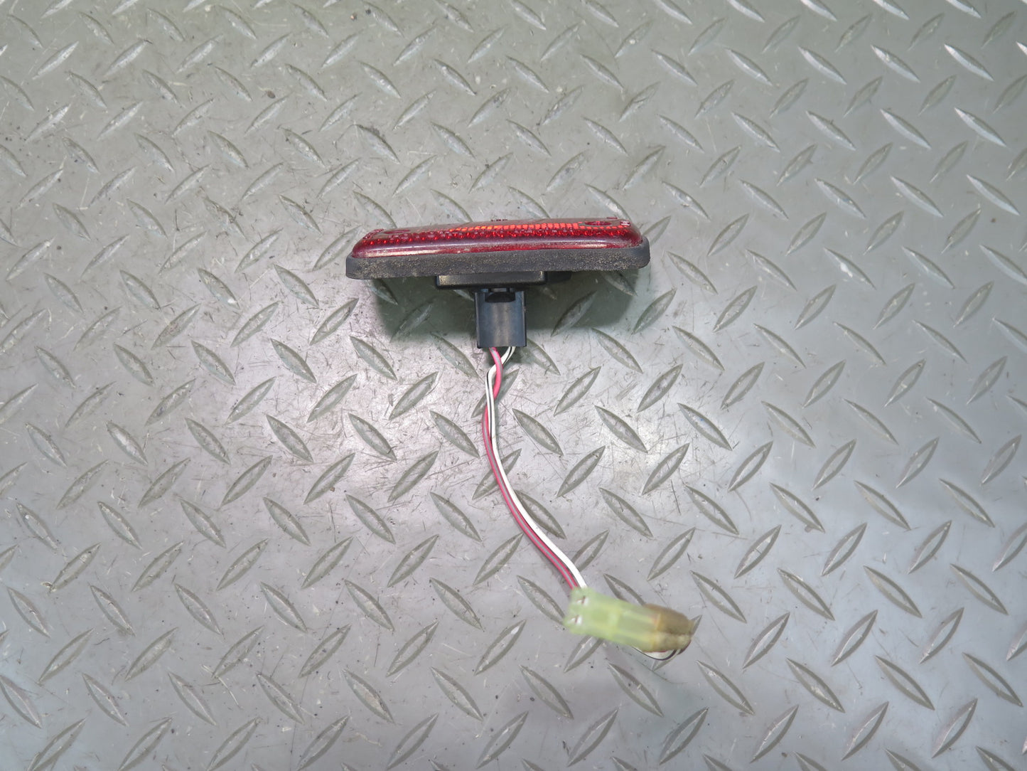 1991-1992 Toyota Land Cruiser FJ80 Rear Left & Right Side Marker Light Lamp Set