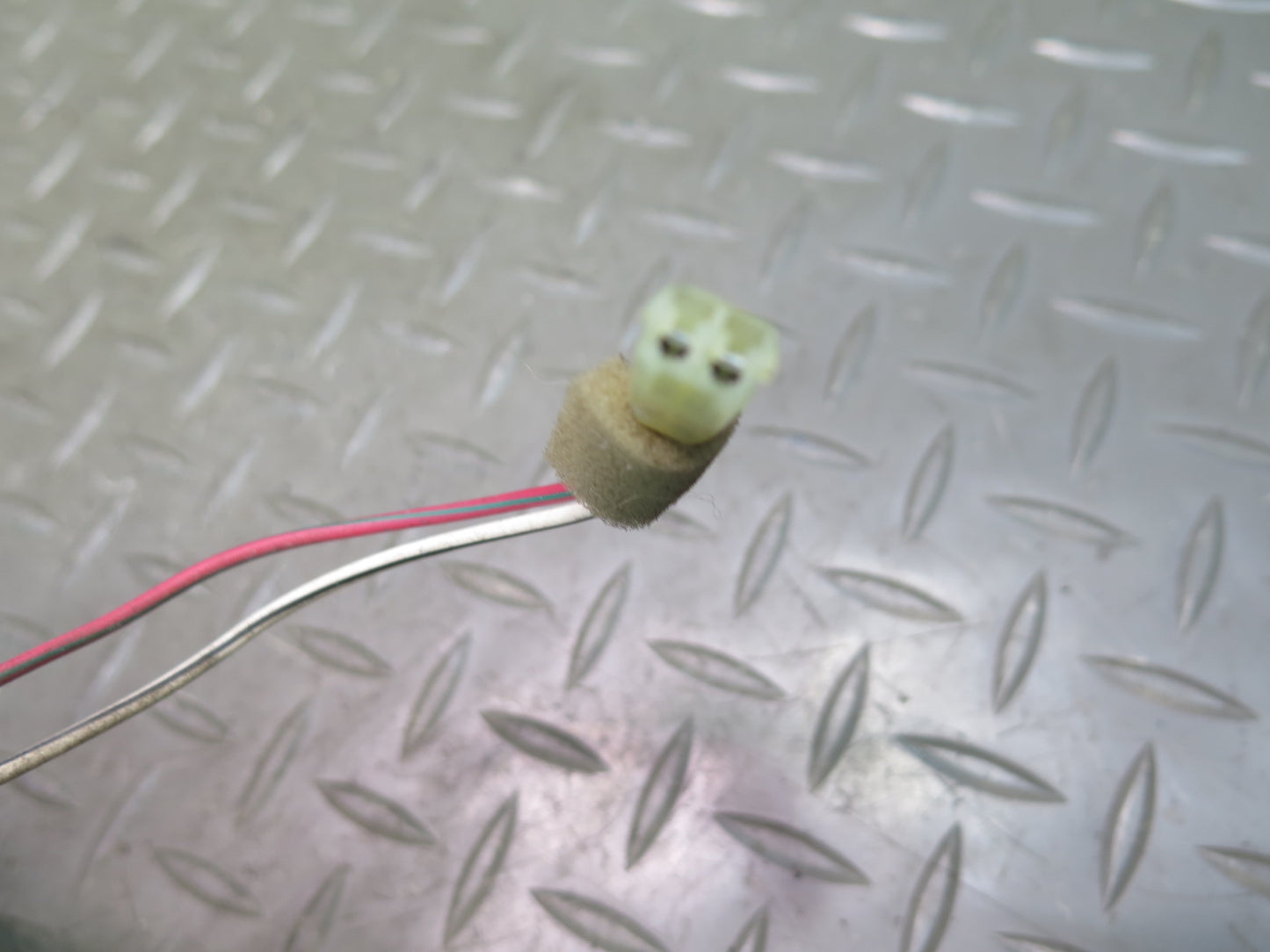 1991-1992 Toyota Land Cruiser FJ80 Rear Left & Right Side Marker Light Lamp Set