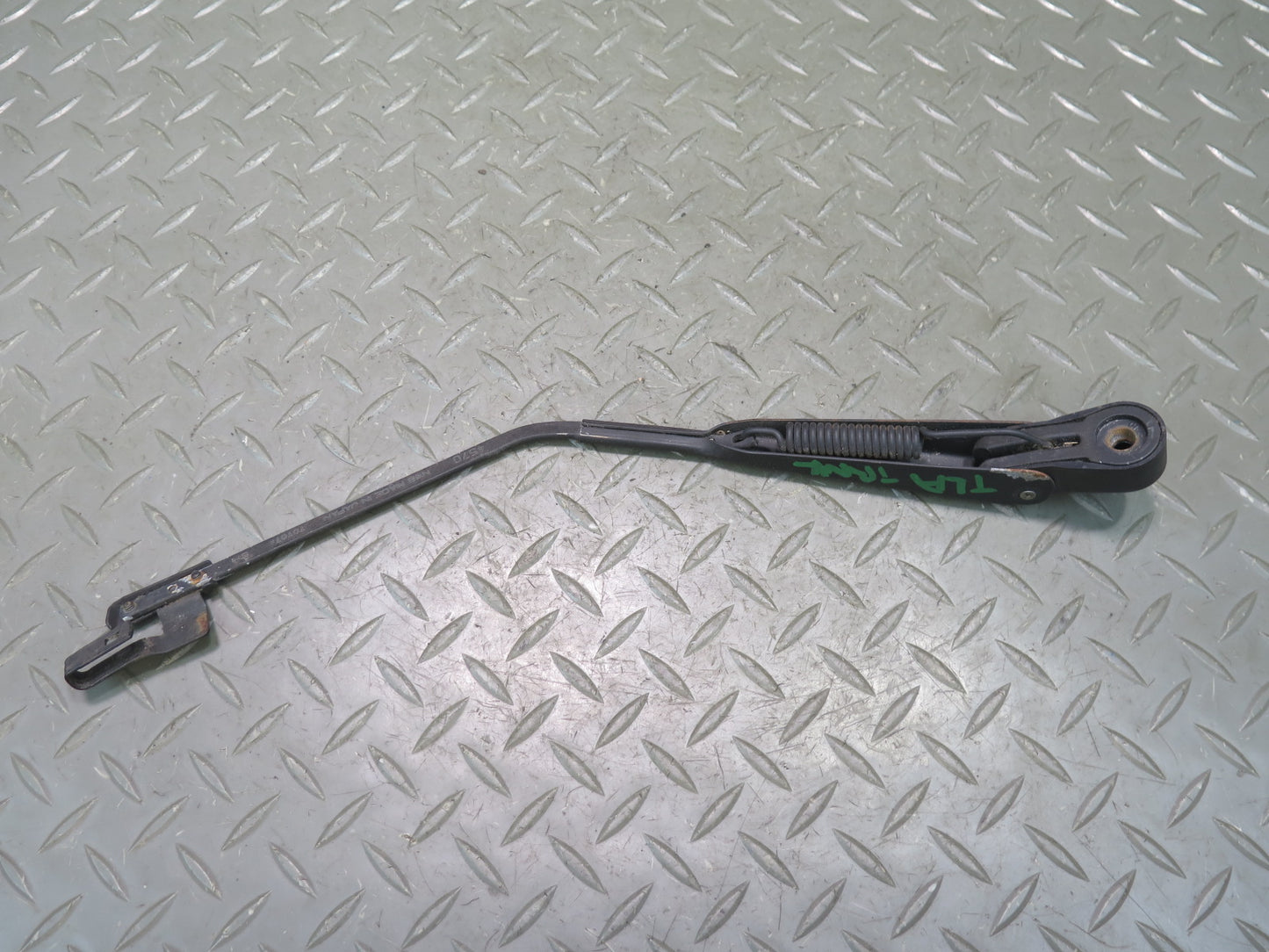 1991-1992 Toyota Land Cruiser FJ80 Rear Tailgate Wiper Arm