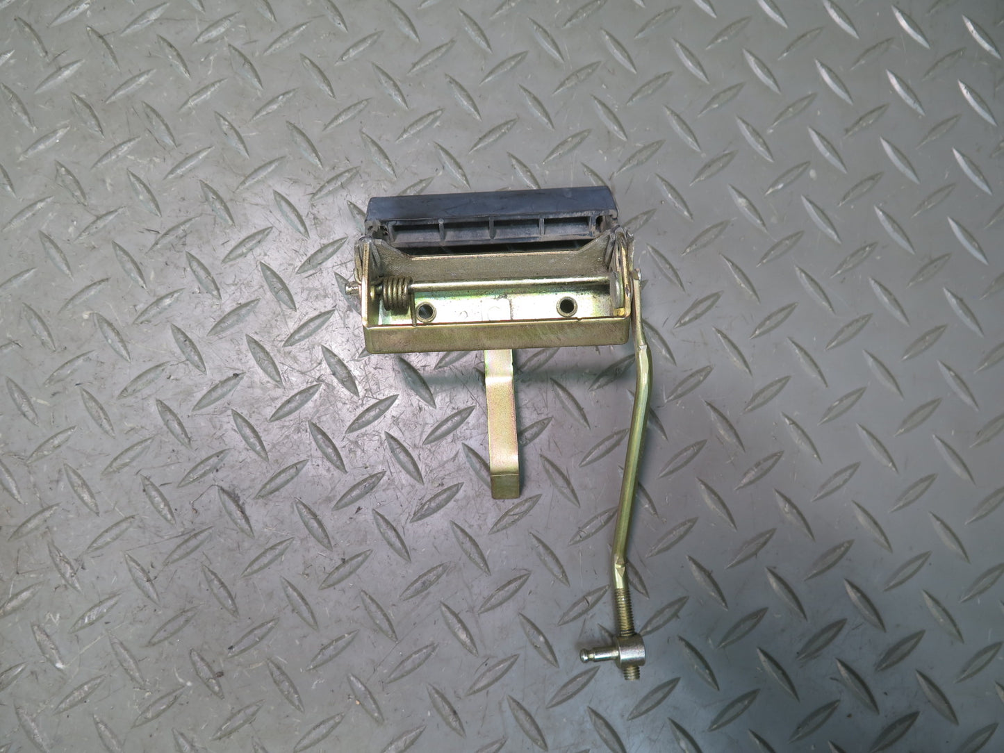 1991-1997 Toyota Land Cruiser FJ80 Rear Tailgate Trunk Lock Latch Actuator Set