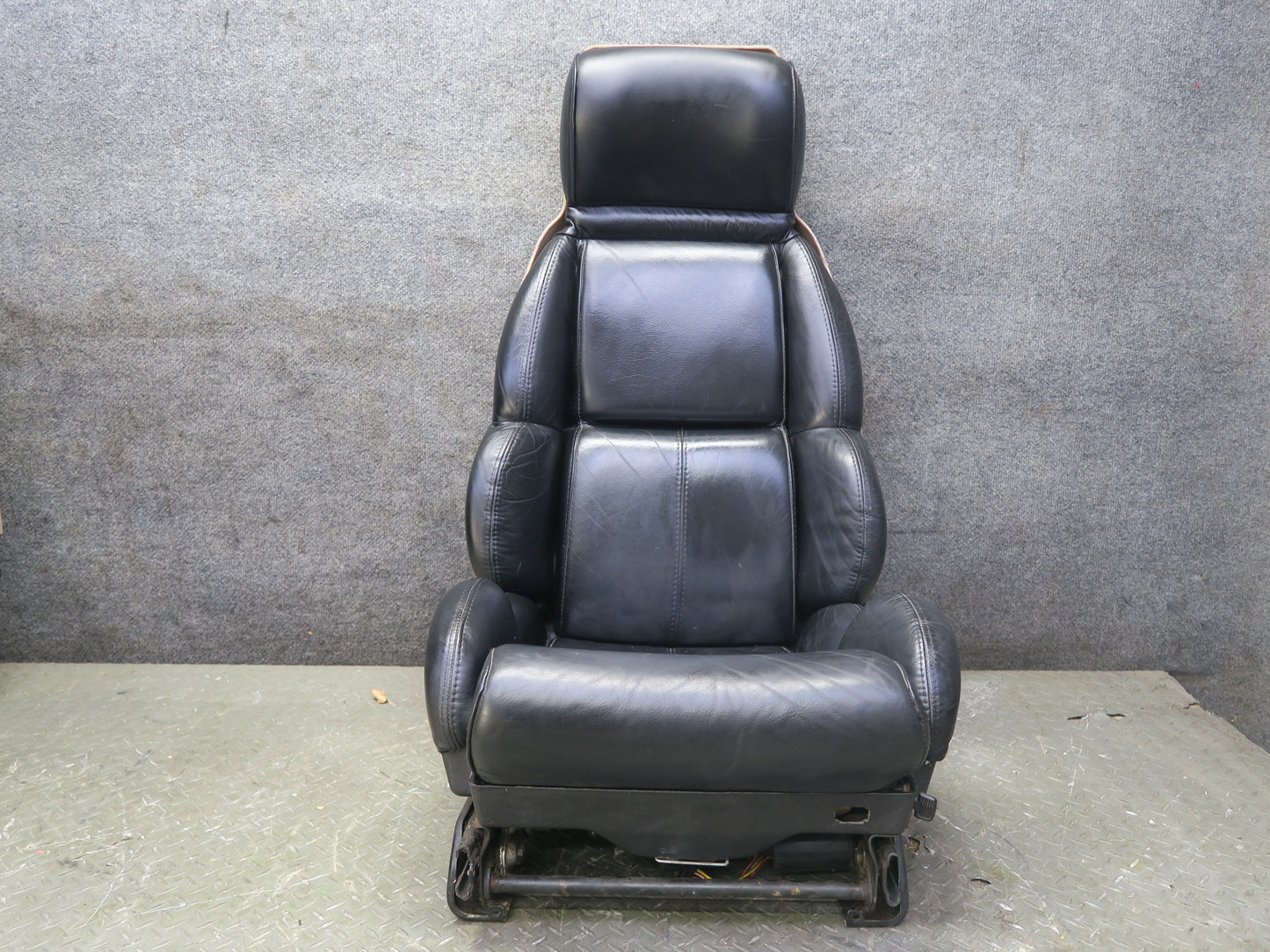92-93 Chevrolet Corvette C4 Set of 2 Front Leather Seat Black OEM