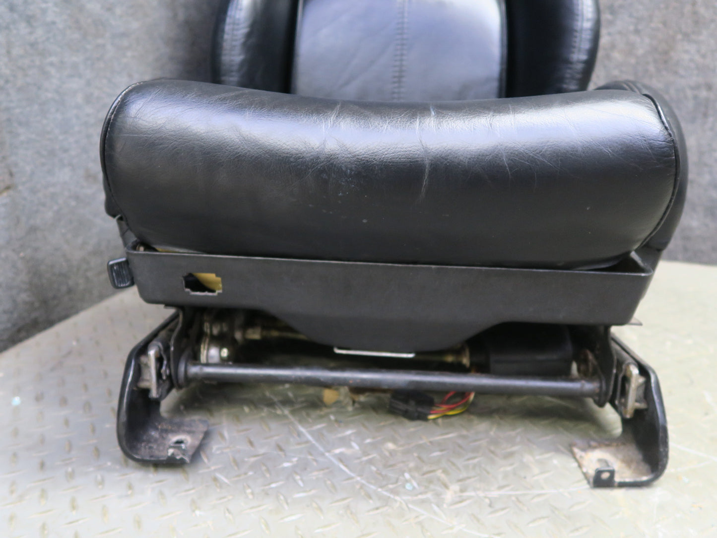 92-93 Chevrolet Corvette C4 Set of 2 Front Leather Seat Black OEM