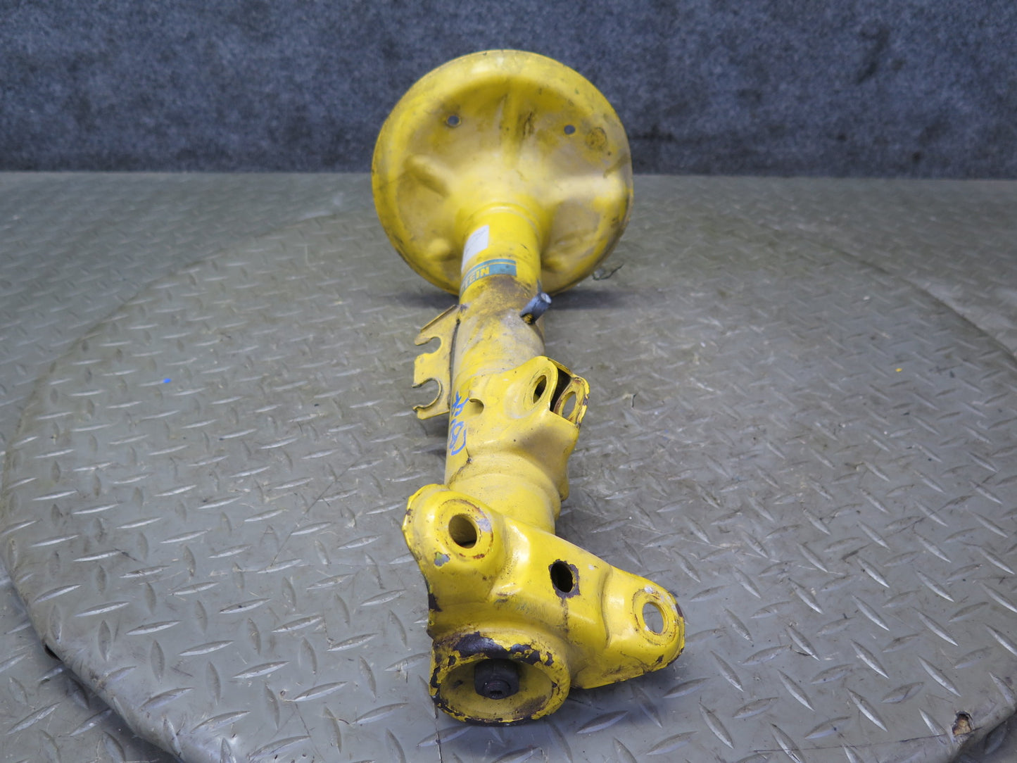 96-99 BMW E36 328iC Convertible Set of 2 Front Strut Shock Absorber Bilstein