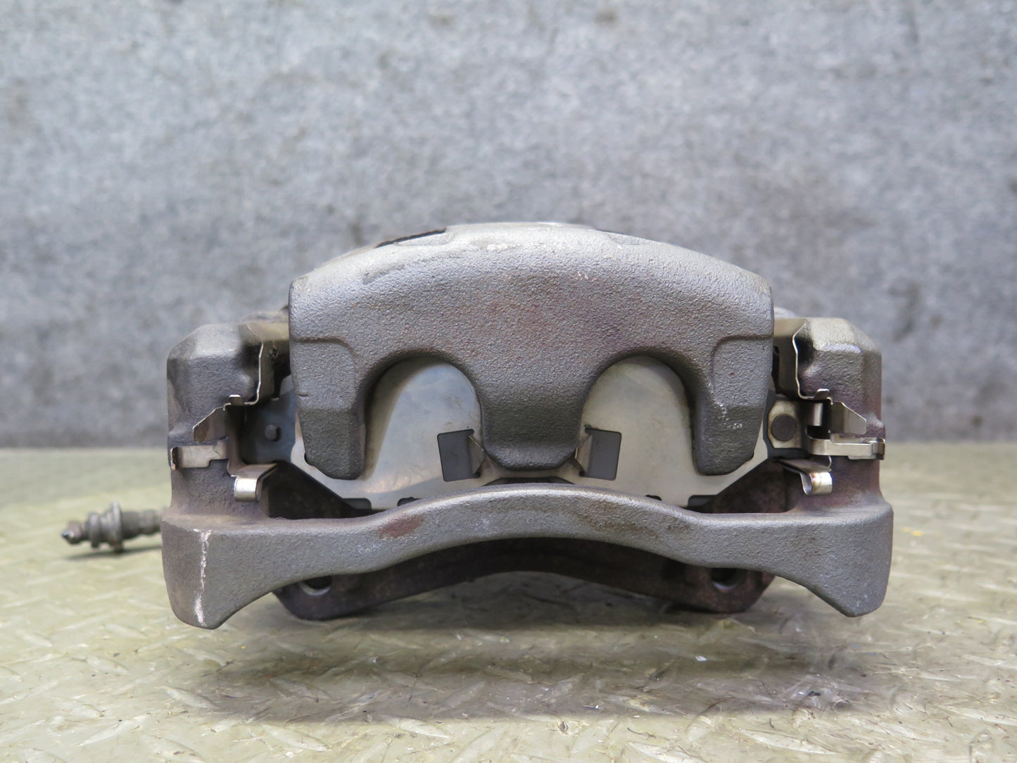 2014-2020 Infiniti QX60 AWD Front Left & Right Brake Caliper Set of 2