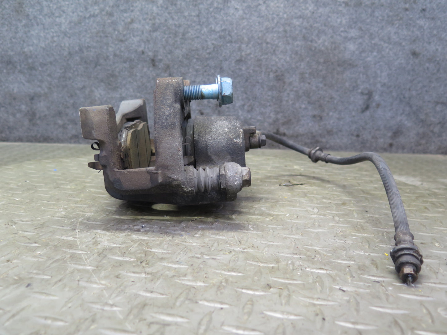 2014-2020 Infiniti QX60 AWD Front Left & Right Brake Caliper Set of 2