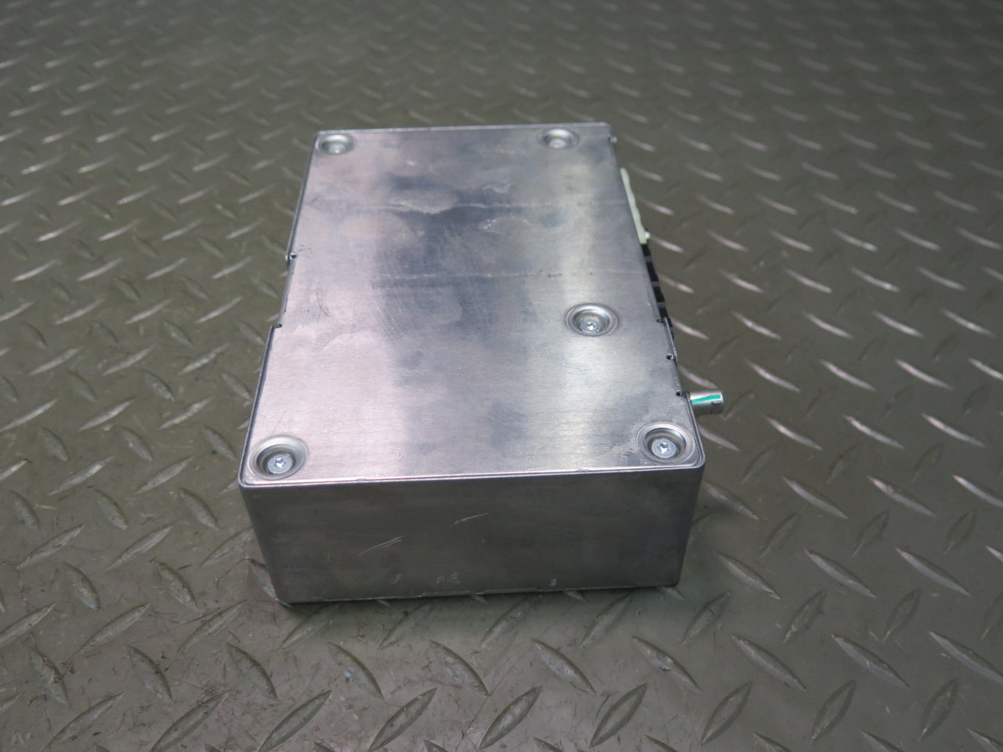 2004-2006 Cadillac XLR Communication Radio Audio Receiver Unit Module