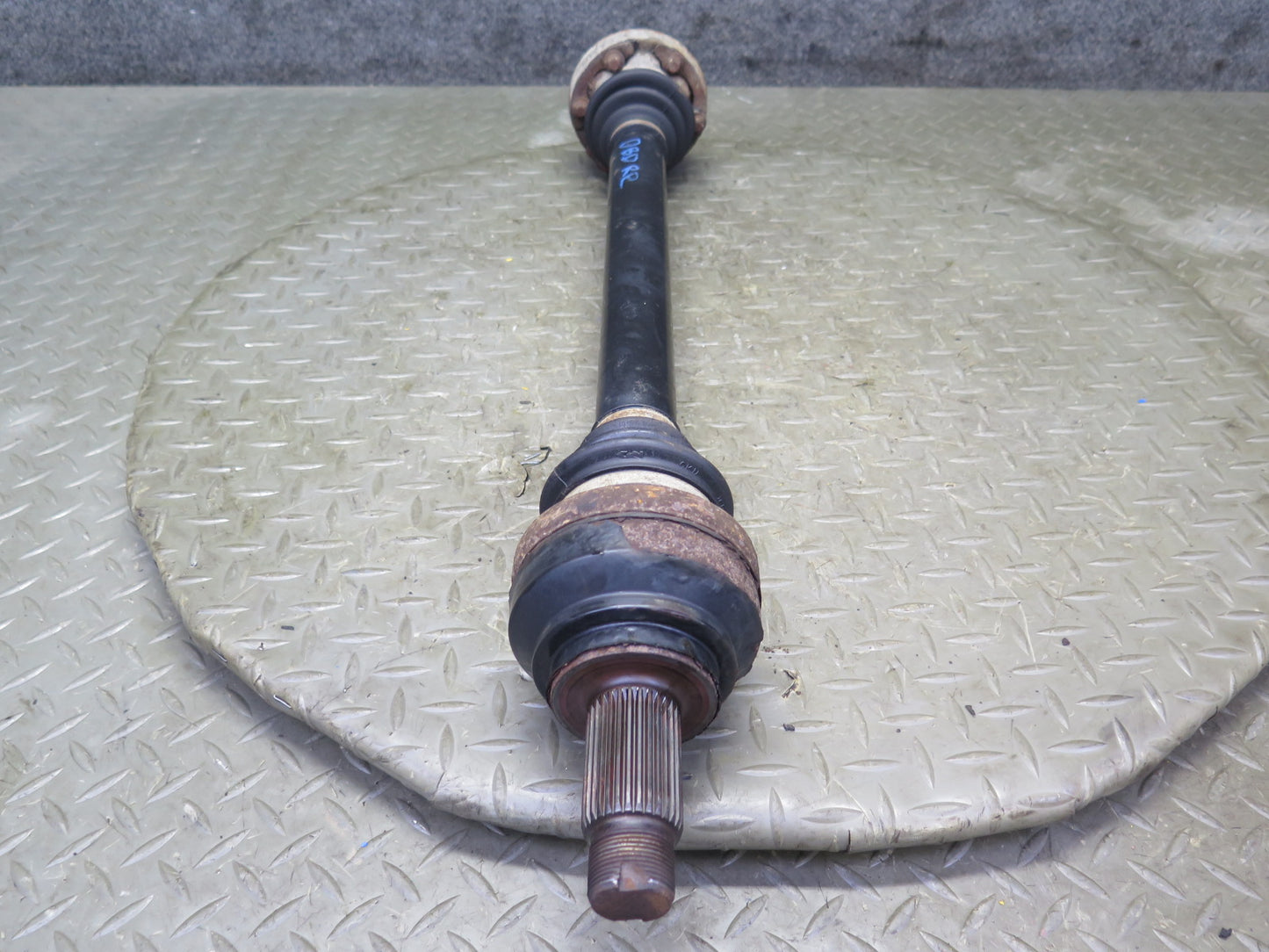 10-13 BMW E90 E92 335Xi AWD M/T Rear Right Suspension Axle Shaft 7599526 OEM