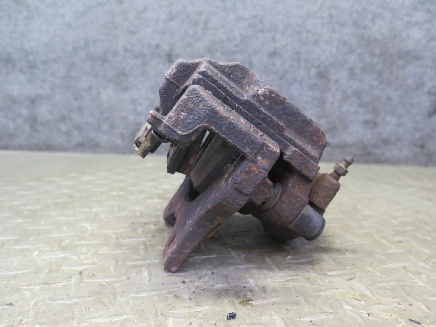 07-13 BMW E90 E92 335xi AWD Set of 2 Rear Left & Right Brake Caliper OEM