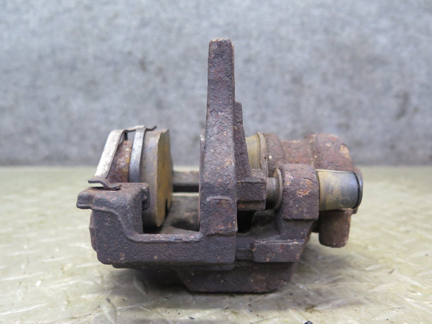 07-13 BMW E90 E92 335xi AWD Set of 2 Rear Left & Right Brake Caliper OEM