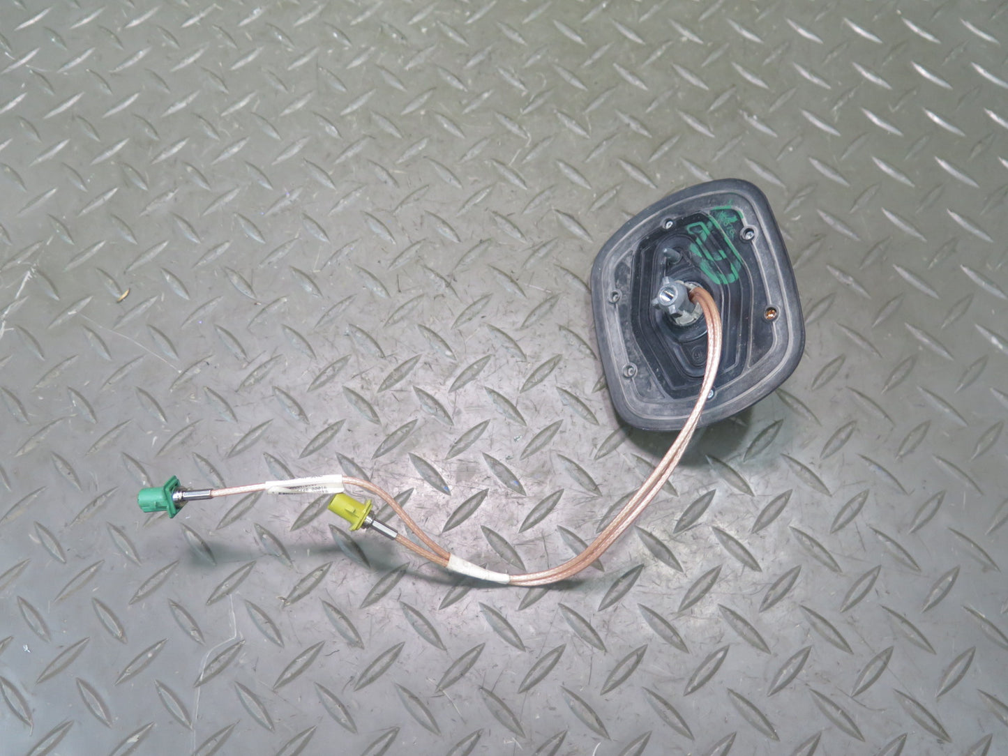 2004-2005 Cadillac XLR Rear Trunk Mounted Radio Shark Antenna