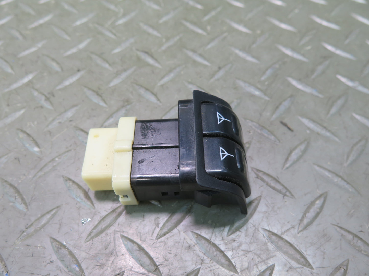 1991-1994 Toyota Land Cruiser FJ80 Radio Power Antenna Button Switch