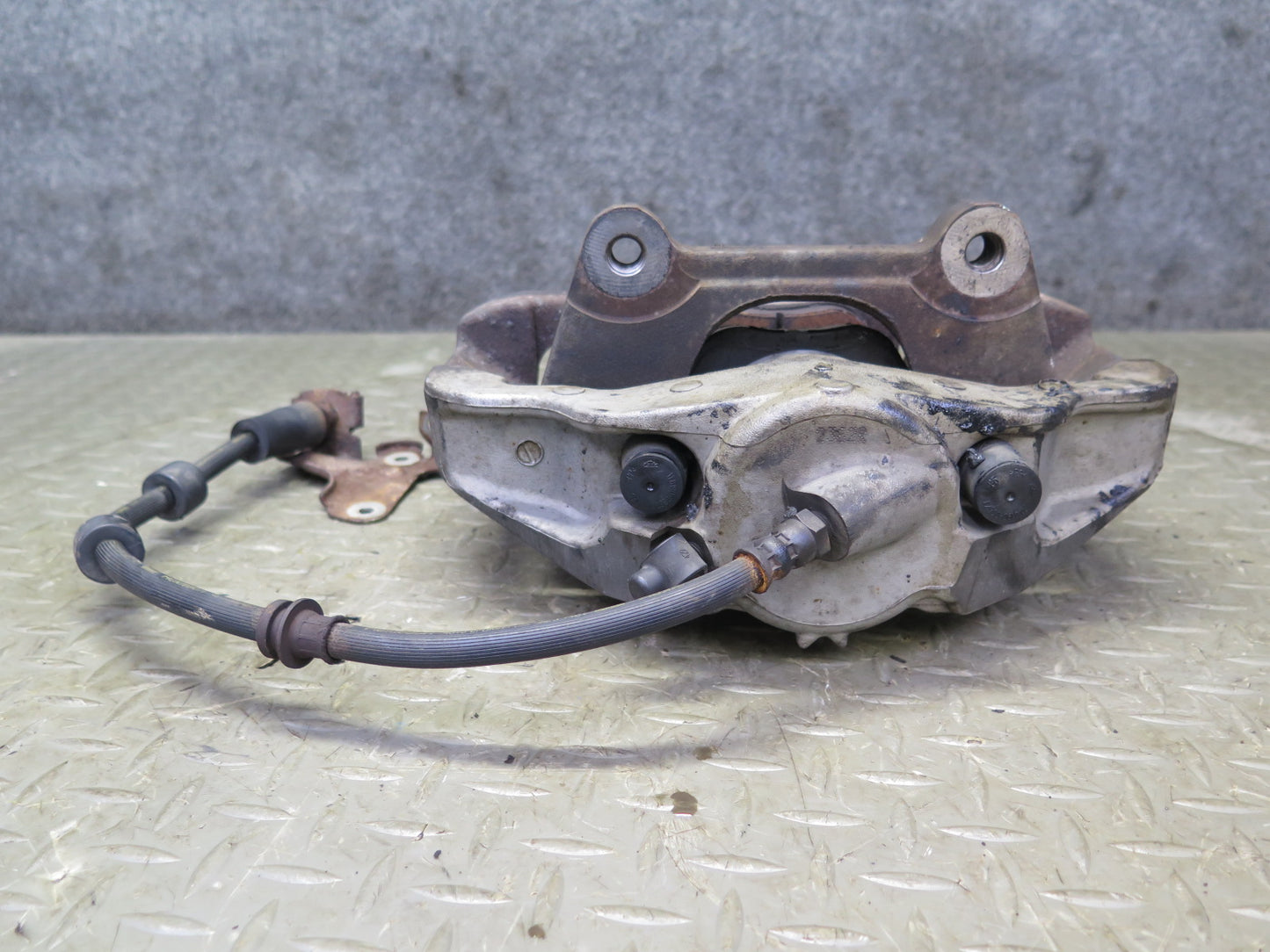 07-13 BMW E90 E92 335xi AWD Set of 2 Front Left & Right Brake Caliper 129K OEM