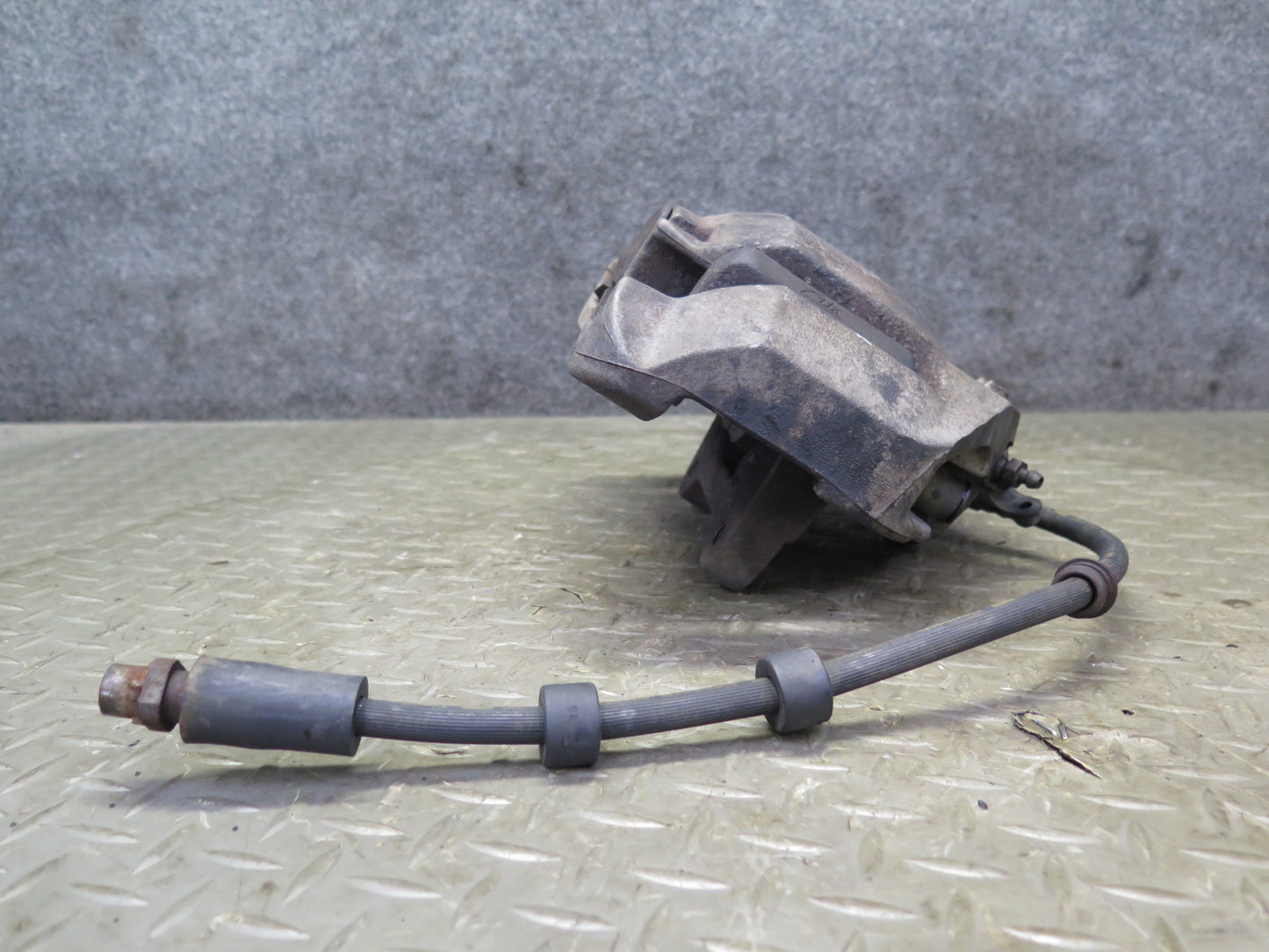 07-13 BMW E90 E92 335xi AWD Set of 2 Front Left & Right Brake Caliper 129K OEM