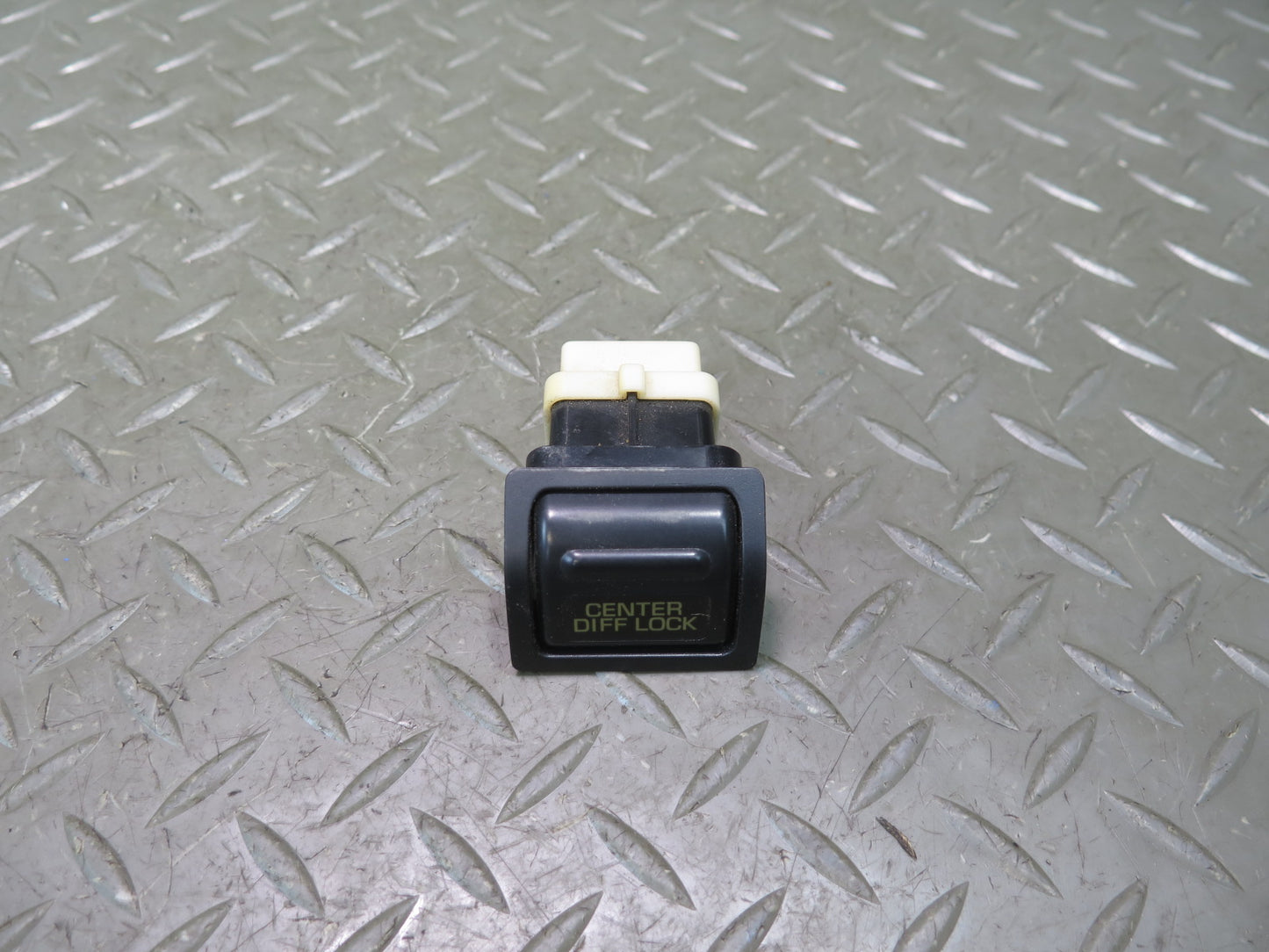 1991-1997 Toyota Land Cruiser FJ80 Differential Lock Switch