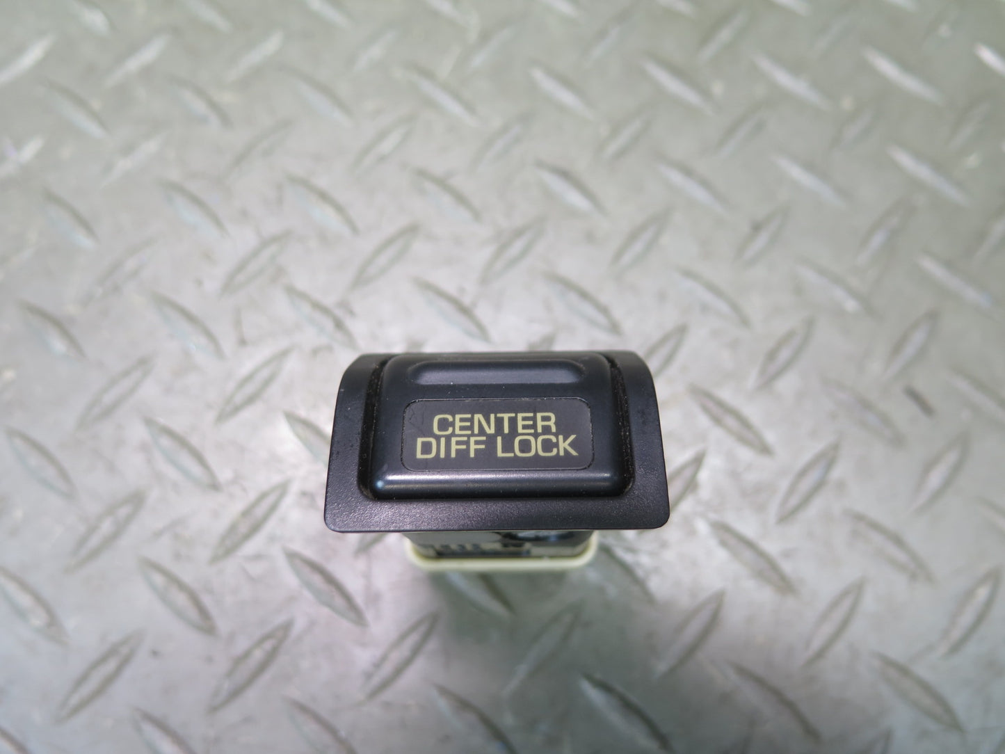 1991-1997 Toyota Land Cruiser FJ80 Differential Lock Switch