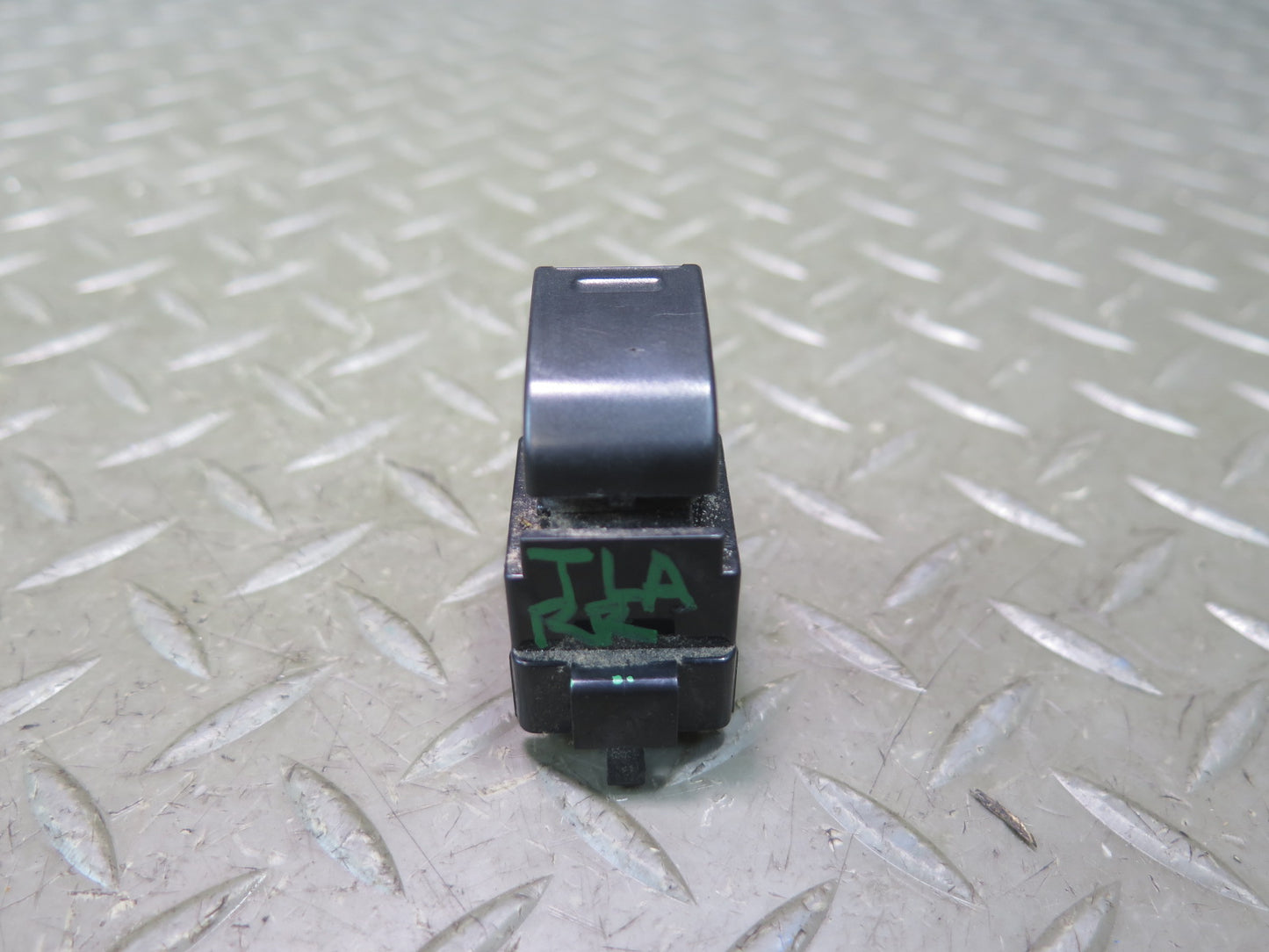 1991-1997 Toyota Land Cruiser FJ80 Rear Right Door Window Switch