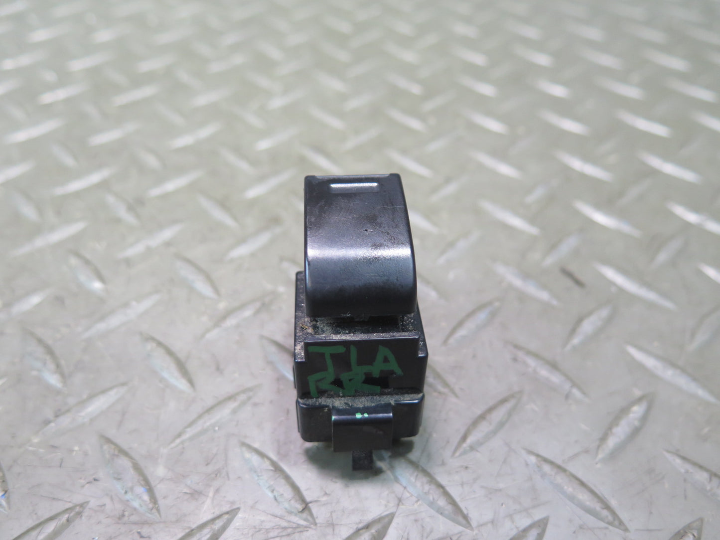 1991-1997 Toyota Land Cruiser FJ80 Rear Right Door Window Switch