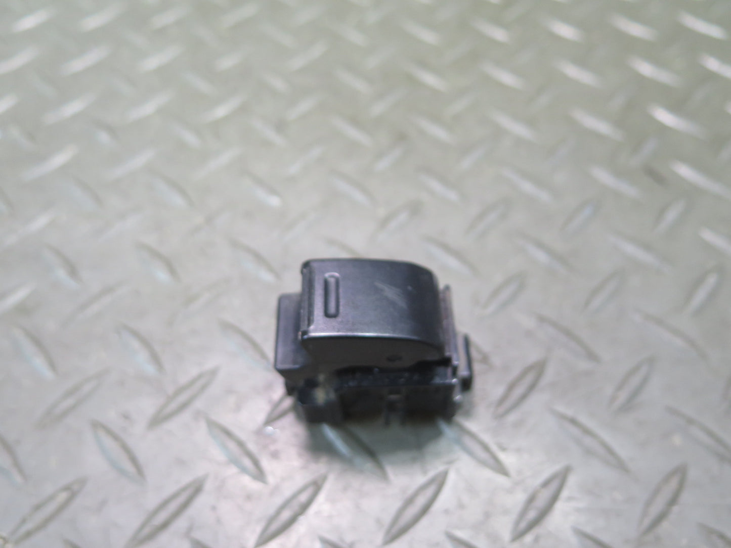 1991-1997 Toyota Land Cruiser FJ80 Rear Left Door Window Switch