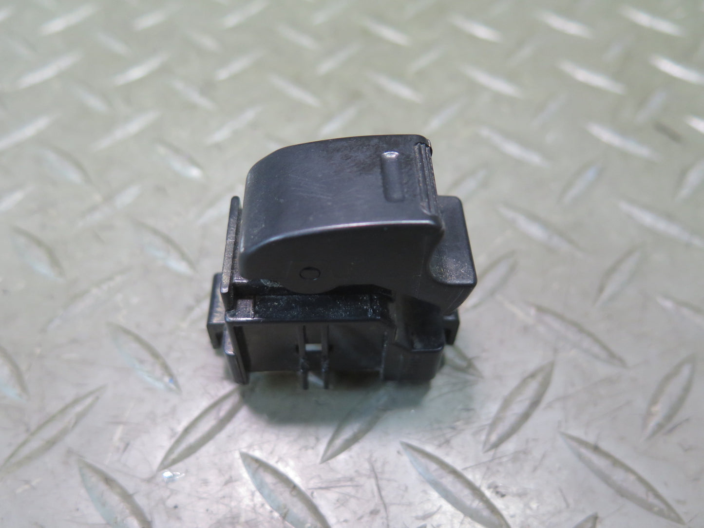 1991-1997 Toyota Land Cruiser FJ80 Rear Left Door Window Switch