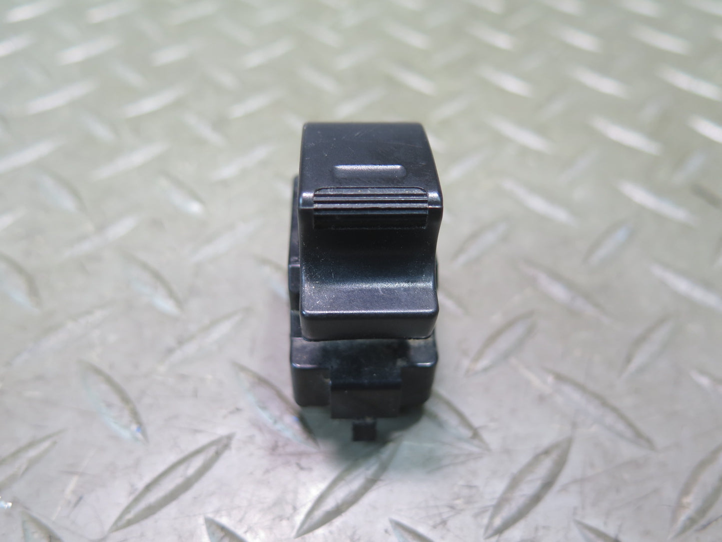 1991-1997 Toyota Land Cruiser FJ80 Rear Left Door Window Switch