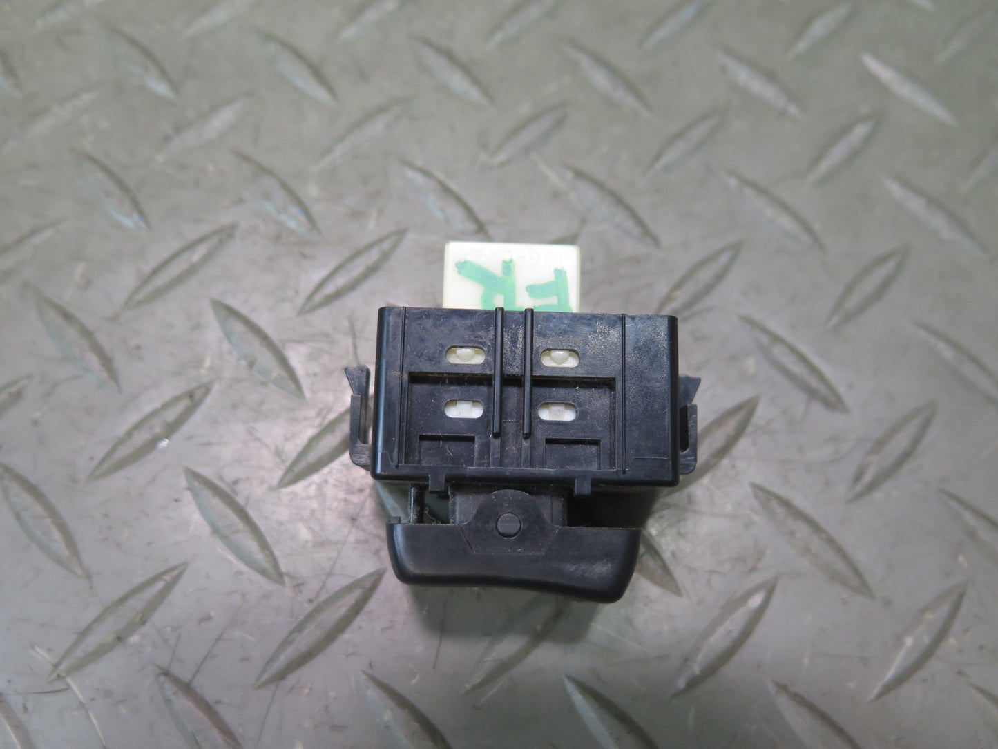 1991-1994 Toyota Land Cruiser FJ80 Front Right Door Lock Switch