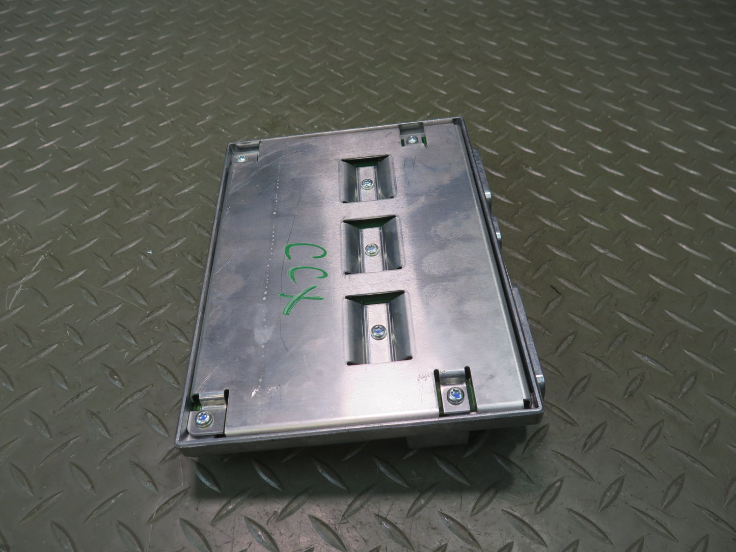 2004-2005 Cadillac XLR Active Suspension Control Module Unit 47K Miles