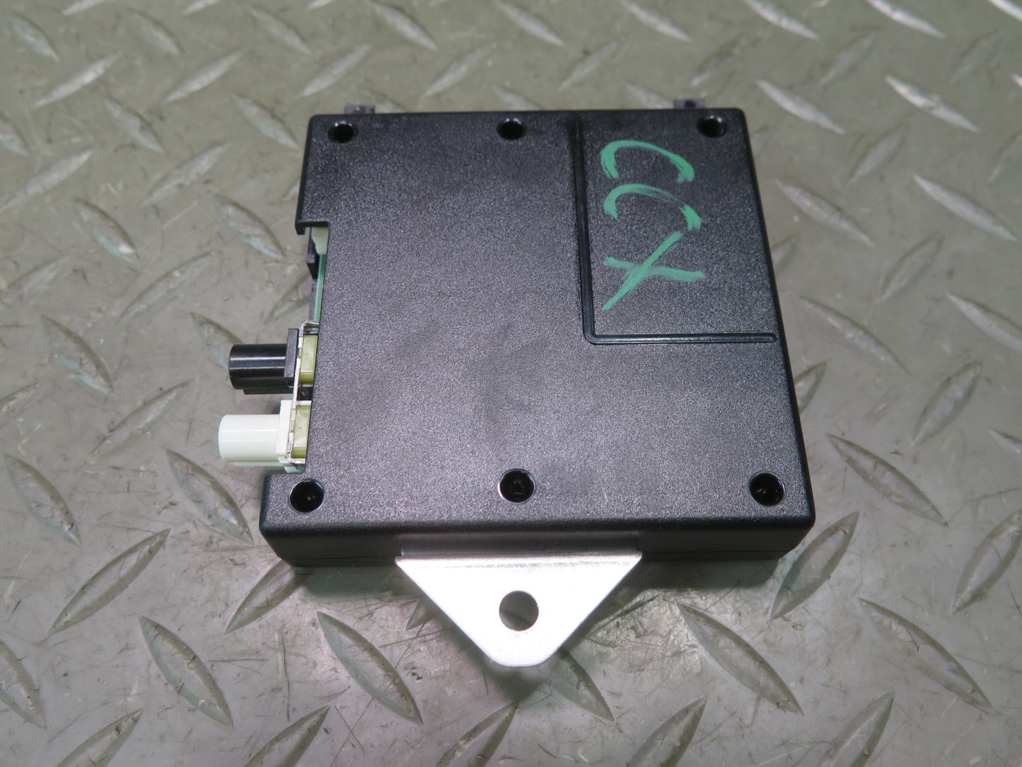 2004-2009 Cadillac XLR GPS Radio Antenna Computer Control Module