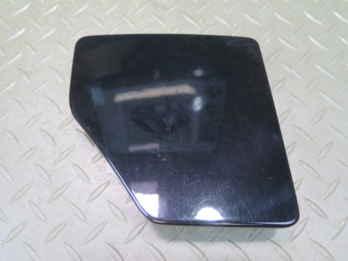 2004-2009 Cadillac XLR Fuel Tank Filler Door Lid Cover Black