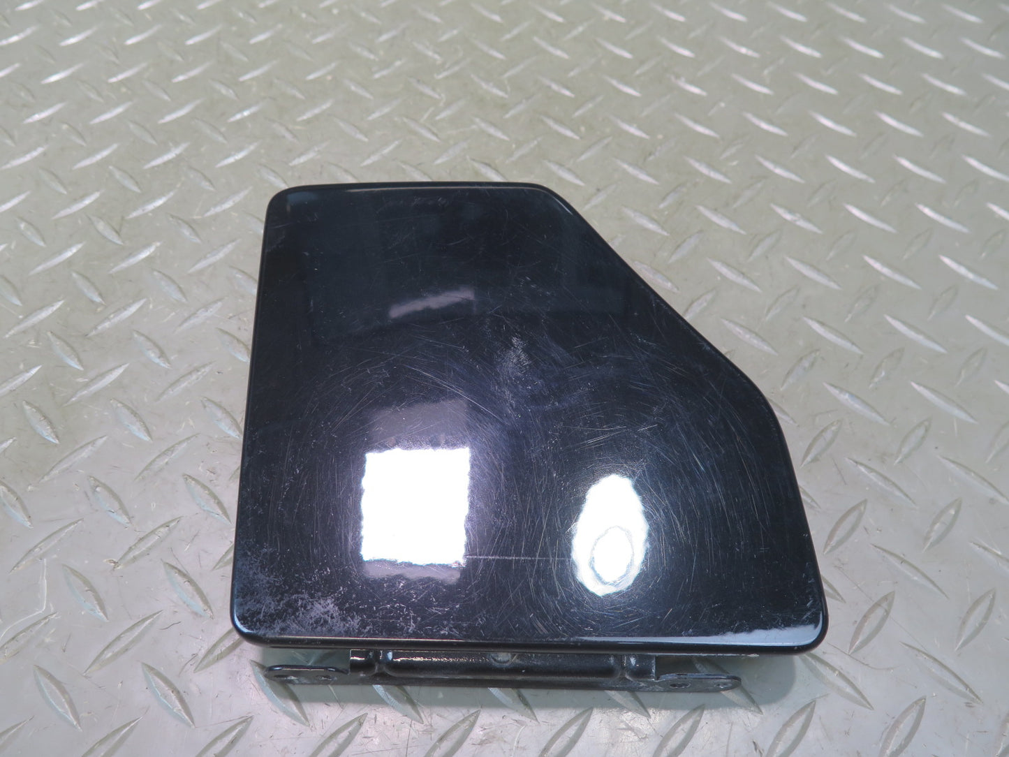 2004-2009 Cadillac XLR Fuel Tank Filler Door Lid Cover Black