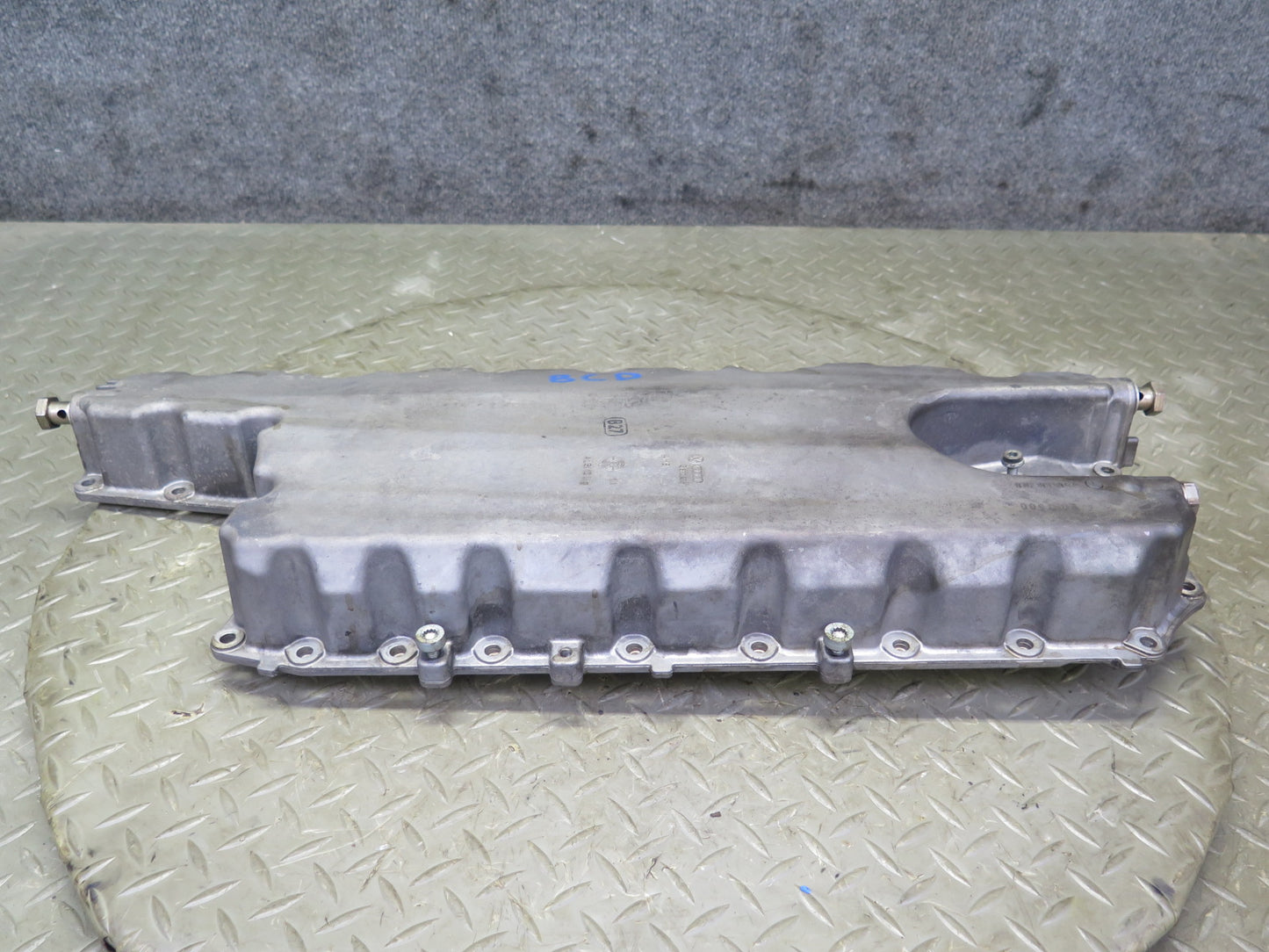 2006-2012 Bentley Flying Spur 6.0L W12 Engine Lower Oil Pan