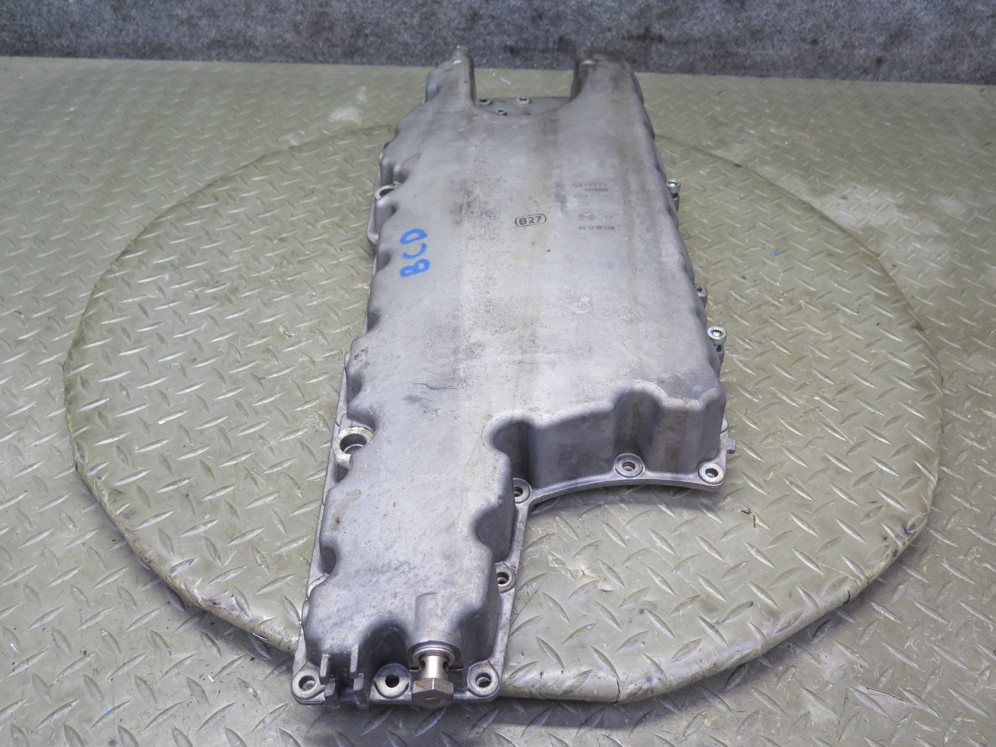 2006-2012 Bentley Flying Spur 6.0L W12 Engine Lower Oil Pan