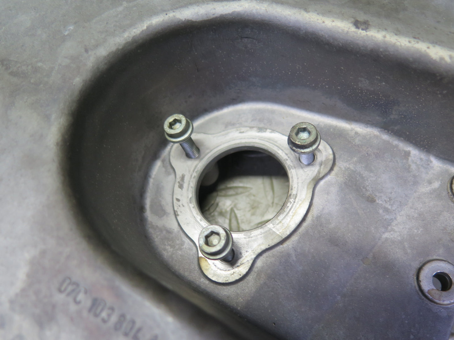 2006-2012 Bentley Flying Spur 6.0L W12 Engine Lower Oil Pan
